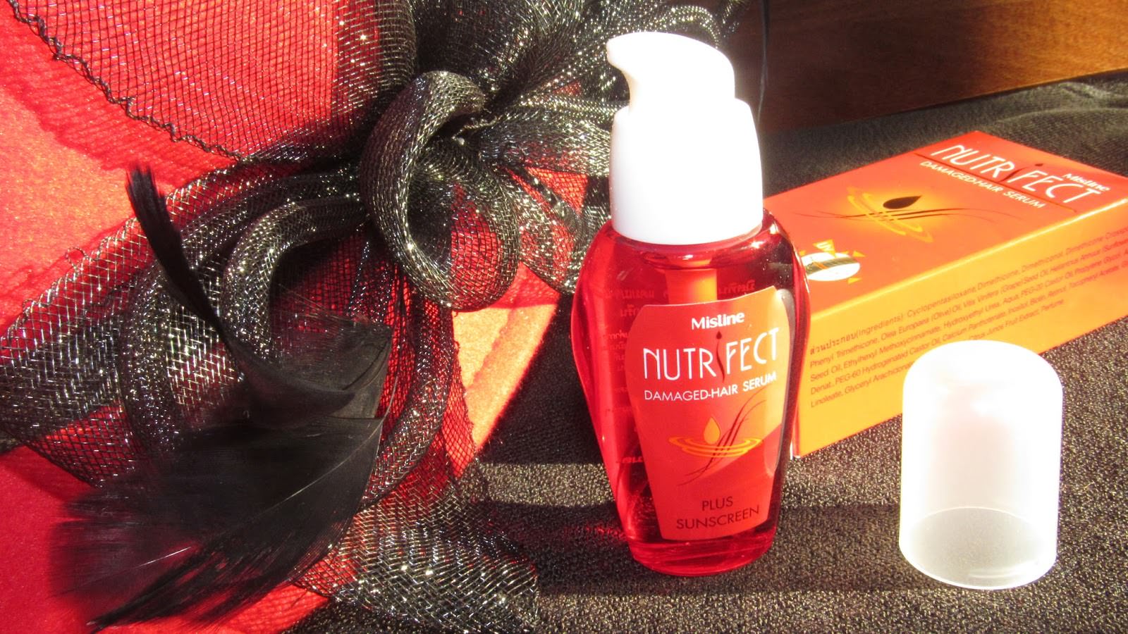 Восстанавливающая сыворотка для волос Mistine